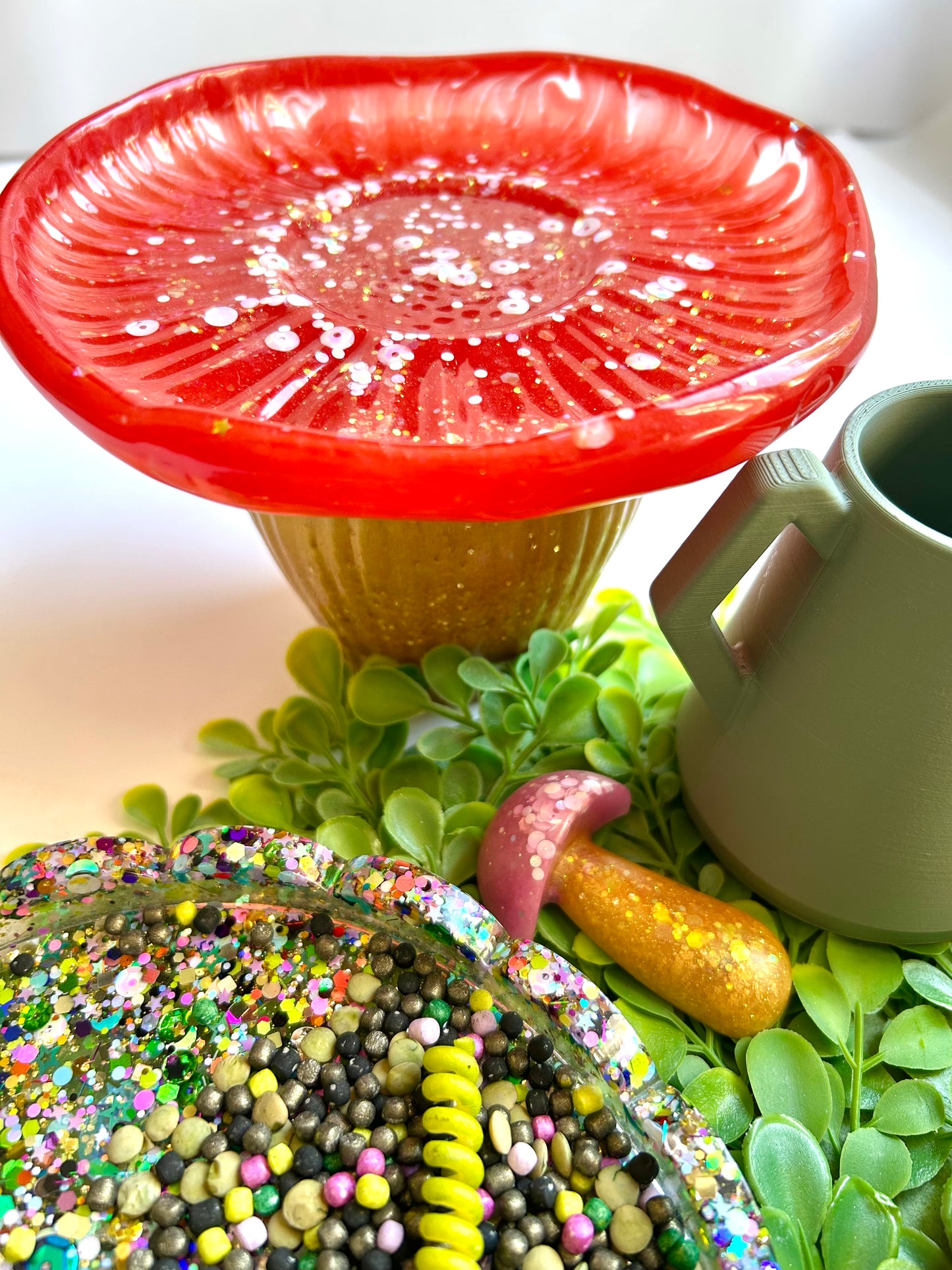 Red Mushie Container
