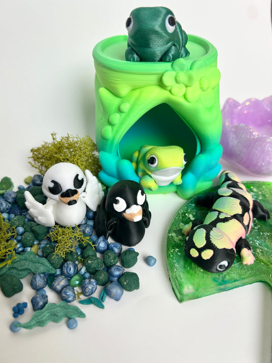 Pond Critters- 3D Printed Pond Animals & Frog Hut Decor – Swan, Salamander, Frog, Toad | Cute Nature Play Set | Unique Gift for Kids & Collectors