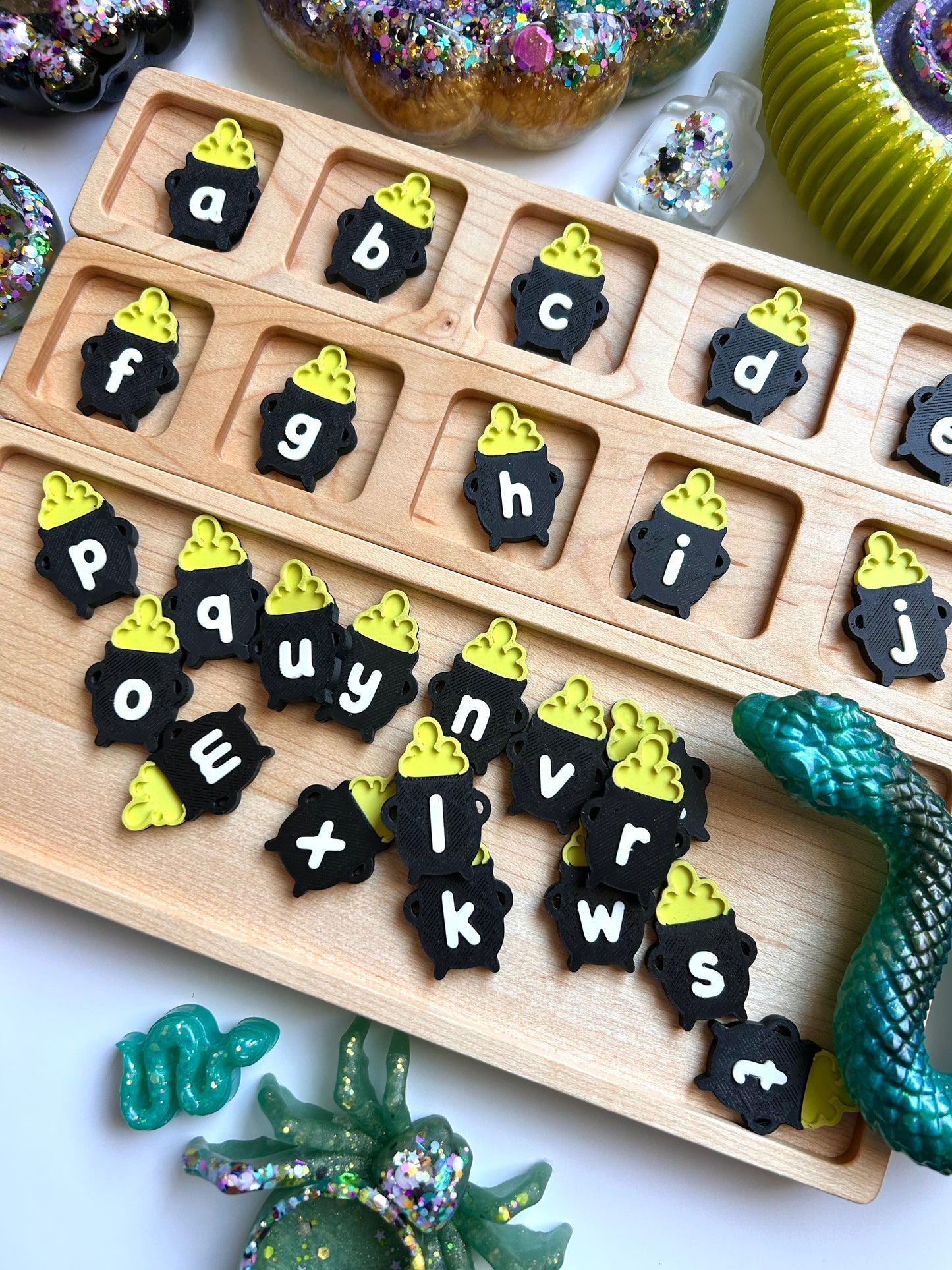 Cauldron Alphabet Set